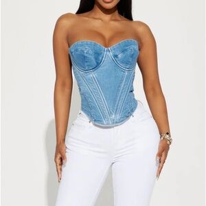 Never worn denim halter w/ zipper closure